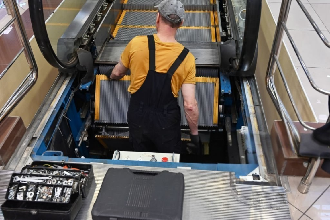 Elevator & Escalator Services image 2