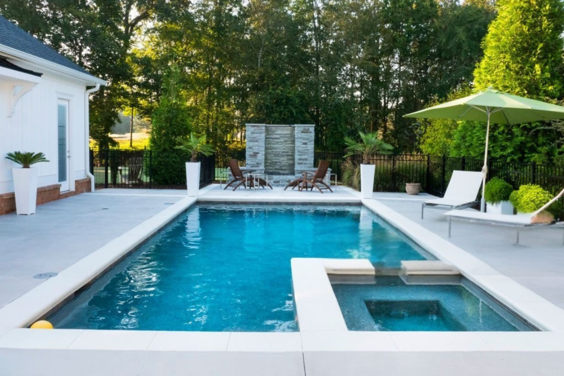 Swimming Pool Services in the UAE